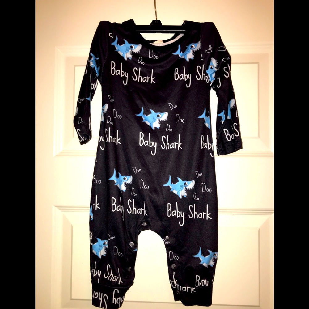 Baby Shark One Piece Toddler Bodysuit Size 100/3T